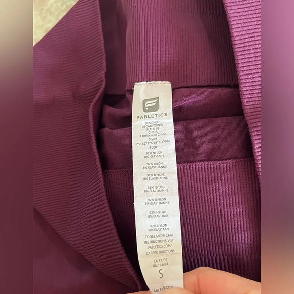 FABLETICS‎ Perforated Tights - Picture 2 of 6